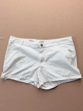 a.n.a White micro Shorts mid rise cotton coastal casual Plus women 16 w35 Large